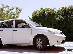 Daddy4k. handsome fellow helps red-haired bombshell