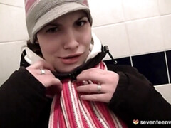 Club, Europeo, Grupo, Lesbiana, Masturbación, Al aire libre, Afeitado, Juguetes