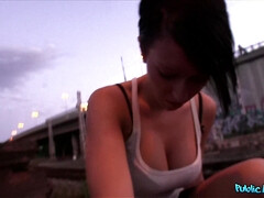 Leie, Braunhaarige, Tschechisch, Geld, Im freien, Pov, Realität, Titten