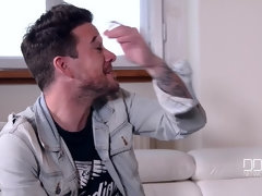 Grosse titten, Britisch, Frau frau mann, Französisch, Hardcore, Masturbation, Orgasmus, Titten