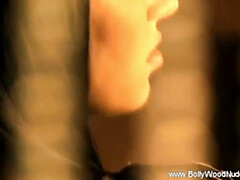 Brunette brune, Hd, Indienne, Mère que j'aimerais baiser, Nue à poil, Naturelle, Nue, Se déshabiller