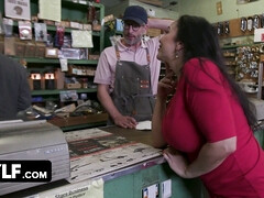 Gros cul, Grosse bite, Gros seins, Brunette brune, Léchez, Maman, Chatte, Nénés