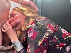 Amateur, Sucer une bite, Voiture, Couple, Tir de sperme, Hard, Talons, Mère que j'aimerais baiser