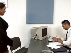 Culo grande, Verga grande, Tetas grandes, Mamada, Estilo perrito, Madres para coger, Secretaria, Tatuaje