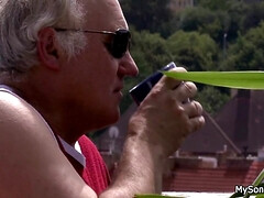 Sucer une bite, Plantureuse, Tchèque, Européenne, Hd, Chatte, Adolescente, Nénés