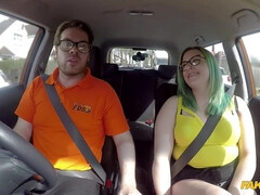 Blasen, Auto, Pummelig, Kehlenfick, Hundestellung, Fingern, Lecken, Reiten