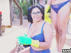 Pijpbeurt, Rondborstig, Sperma shot, Vies, Hondjeshouding, Sperma in gezicht, Hardcore, Trio