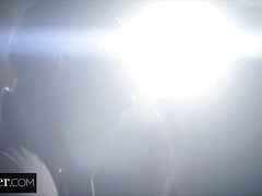 Bondage domination sadisme masochisme, Sucer une bite, Brunette brune, Doigter, Branlette thaïlandaise, Léchez, Chatte, Chevaucher