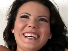 Брюнетки, Чешки, Женщины, Хд, Пирсинг, Соло, Тату, Сиськи