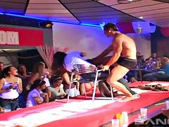 Anal, Asiatique, Nana, Grosse bite, Gros seins, Hard, Interracial, Nénés