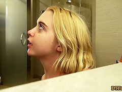 Большая жопа, Большой член, Блондинки, Минет, Крошечные, Жесткий секс, Кричащие, Тощие