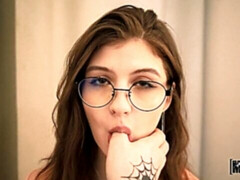 Grosser arsch, Grosser schwanz, Grosse titten, Blasen, Braunhaarige, Hundestellung, Dürr, Jungendliche (18+)