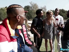 Анальный секс, Блондинки, Глубокая глотка, Секс без цензуры, Милф, Чудовищные размеры, Порнозвезда, Тату