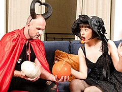 18 jaar, Grote kont, Pijpbeurt, Bruinharig, Hondjeshouding, Natuurlijke tieten, Tiener, Tieten likken