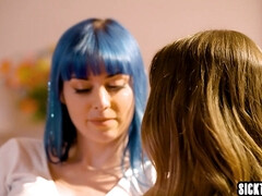 Grosse titten, Latina, Lesbisch, Lecken, Mutti, Orgie, Muschi, Jungendliche (18+)