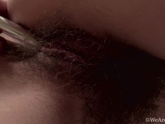 Morena, Peludo, Lencería, Masturbación