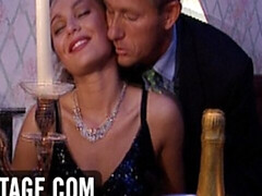 Gros seins, Brunette brune, Français, Poilue, Hard, Léchez, Chatte, Rétro ancien