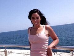 Rondborstig, Duits, Latijnse vrouw, Natuurlijke tieten, Gezichtspunt, Realiteit, Ruw, Tieten likken