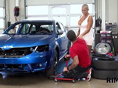 Blonde, Plantureuse, Hd, Léchez, Mère que j'aimerais baiser, Chatte, Lécher le sphincter, Belle mère