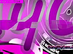 Enthousiasteling, Lieveling, Grote mammen, Bruinharig, Koreaans, Masturbatie, Trio, Tieten likken