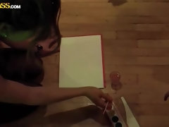 Blonde, Brunette brune, Groupe, Talons, Lesbienne, Lingerie, Jarretelles, Tatouage