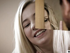 Blond, Lul, Fetisj, 1 man 2 vrouwen, Moeder die ik wil neuken, Stiefmoeder, Tiener, Trio