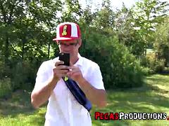 Lieveling, Grote lul, Grote mammen, Bruinharig, Hardcore, Rijden, Tiener, Tieten likken