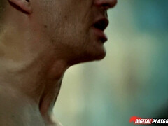 Riley Steele licks girlfriend's pussy while getting fucked