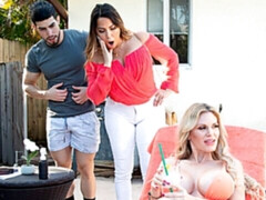 Gros seins, Blonde, Sucer une bite, Brunette brune, Tir de sperme, Faciale, Mère que j'aimerais baiser, Uniforme