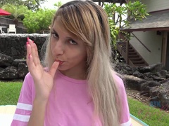 Минет, Кончили внутрь, Дрочка ногами, Подружка, Масло, Оргазм, На публике, Киски