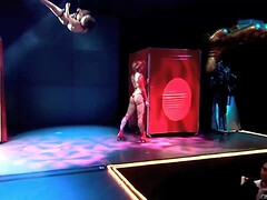 Анальный секс, Большая жопа, Большой член, Большие сиськи, Брюнетки, Грудастые, Натуральные сиськи, Сиськи