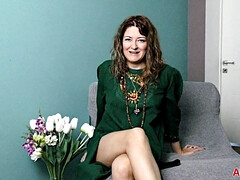 Cul, Gros cul, Sucer une bite, Poilue, Mère que j'aimerais baiser, Russe, Solo, Nénés