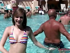 18 años, Mamada, Corridas, Corridas faciales, Pov, Afeitado, Tragarse, Adolescente