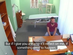 Noire, Sucer une bite, En levrette, Infirmière, Bureau, Chatte, Uniforme, Voyeur