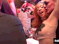 Mamada, Club, Corridas faciales, Grupo, Orgía, Fiesta, Público