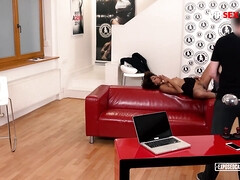 Brunette brune, Gorge profonde, Queue, Noir ébène, Hd, Interracial, Mamelons, Orgasme