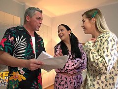 Grote kont, Tsjechisch, Hd, Likken, Kut duiken, Tiener, Trio, Tieten likken