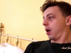 Grosser arsch, Grosse titten, Blondine, Braunhaarige, Vollbusig, Reif, Mutti, Natürlichen titten