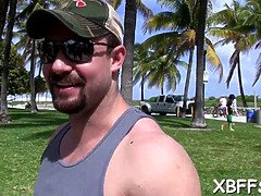 Arsch, Strand, Bikini, Braunhaarige, Hd, Küssen, Lesbisch, Natürlichen titten