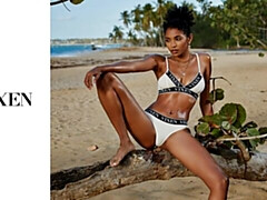 18 jahre, Grosser arsch, Grosser schwanz, Blasen, Hundestellung, Schwarz, Interrassisch, Dürr