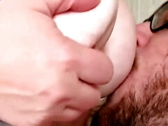 18 jahre, Arsch, Blasen, Braunhaarige, Vollbusig, Natürlichen titten, Pov, Jungendliche (18+)