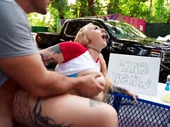 Chica, Verga grande, Tetas grandes, Tetona, Coche, Garganta profunda, Tetas naturales, Nalgadas