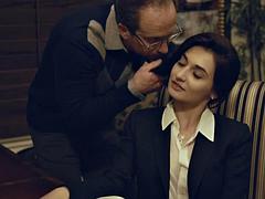 Любители, Анальный секс, Красотки, Большой член, Минет, Кончили внутрь, Учитель, Сиськи