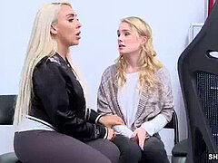 Grupo, Maduro, Madres para coger, Mamá, Policía, Madrastra, Trio, Uniforme