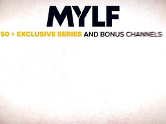 Жопа, Большие сиськи, Грудастые, Постарше, Семяизвержение, Милф, Сиськи, Под юбкой