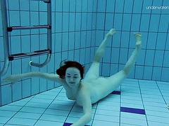 Большие сиськи, Брюнетки, Фетиш, Секс без цензуры, На публике, Русские, Сиськи, Под водой