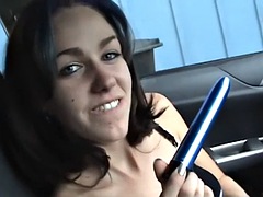 Любители, Красотки, Брюнетки, В машине, Парочка, Дилдо, Подружка, Мастурбация