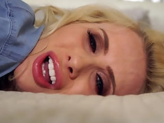 Grote kont, Blond, Rondborstig, Masturbatie, Pornster, Kut duiken, Strak, Tieten likken