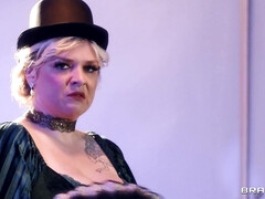 Азиатки, Большой член, Минет, Межрасовый секс, Киски, Втроем