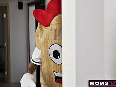 Horny Milf Jessica Ryan gets a Grand Slam from Baseball Mascot Stepson by Moms Teach Sex: Porn